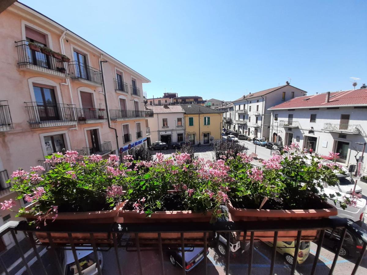 La Casa Di Walter E Rosa Villa Castel Di Sangro Exteriör bild