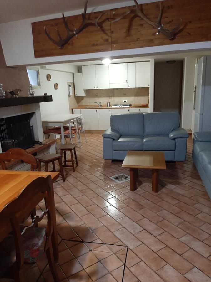 La Casa Di Walter E Rosa Villa Castel Di Sangro Exteriör bild